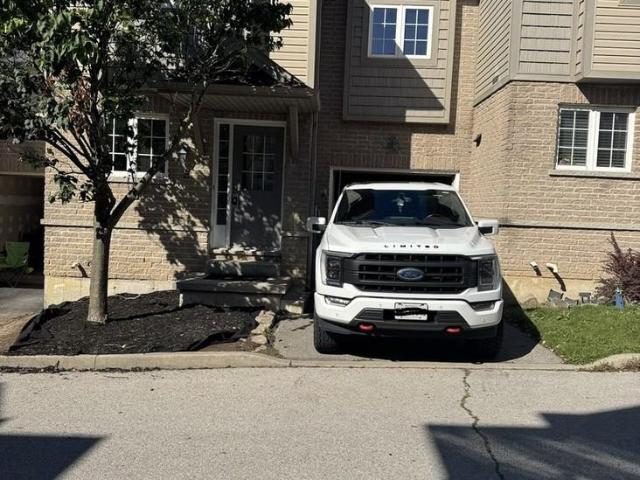House for rent in Ancaster, Ontario