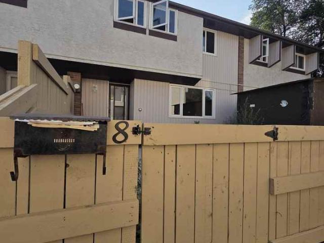 House for rent in Wedgewood, Alberta