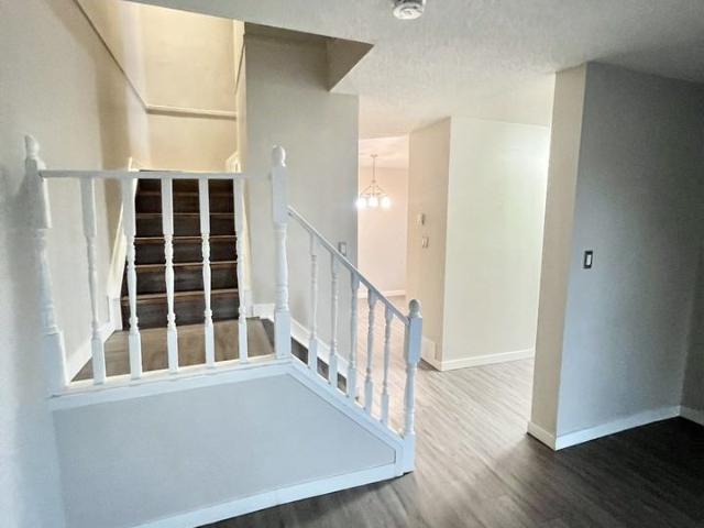 House for rent in Wedgewood, Alberta
