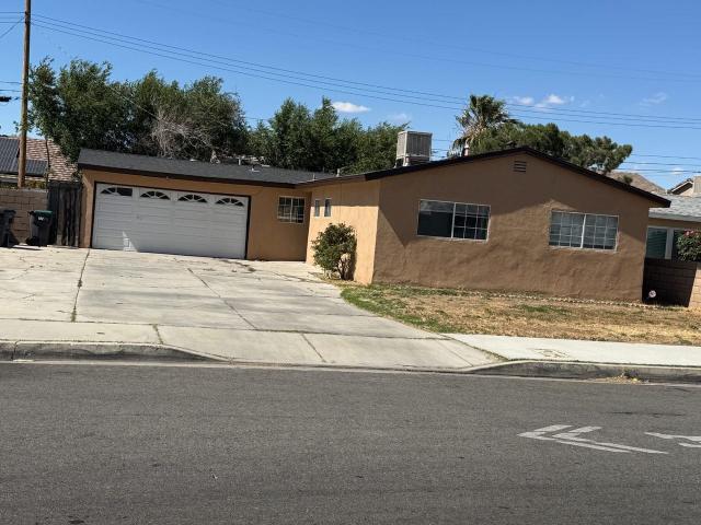 House for rent in Lancaster, California