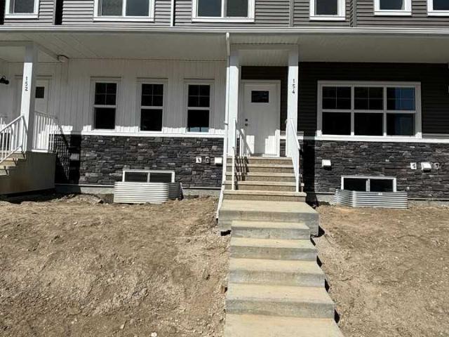 House for rent in Chestermere, Alberta
