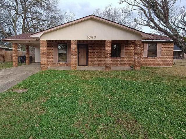 House for rent in Greenwell Springs, Louisiana
