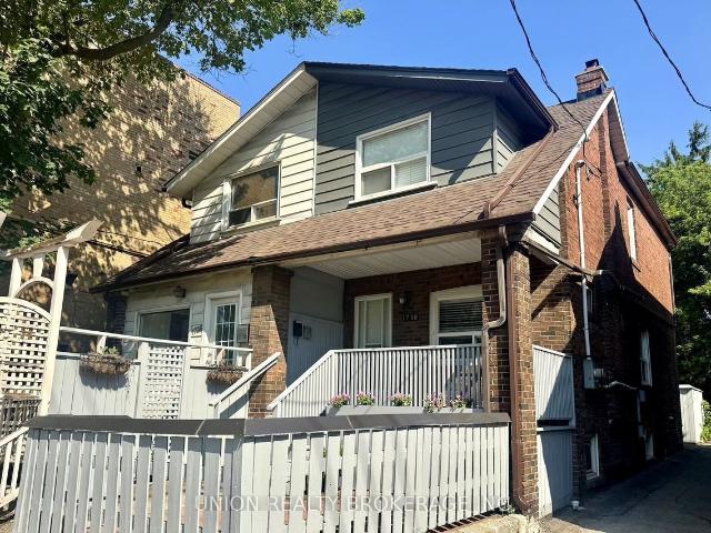 House for rent in Toronto