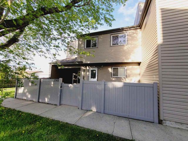House for rent in Wedgewood, Alberta