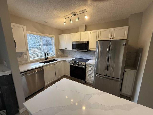 House for rent in Westmere, Chestermere