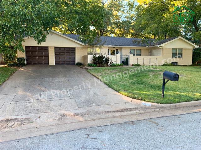 House for rent in Arlington