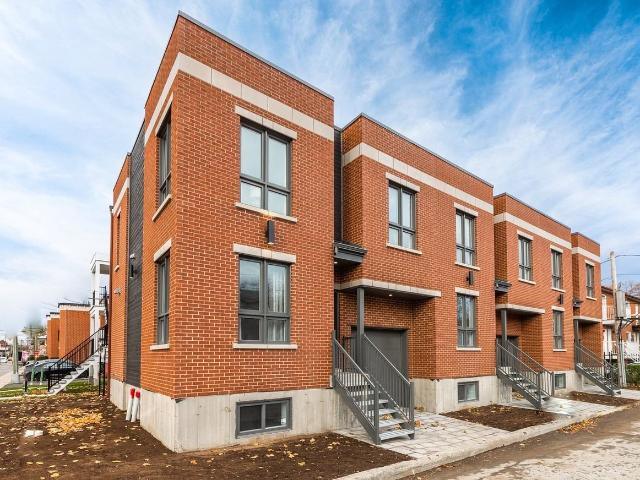 House for rent in Les Moulins, Quebec