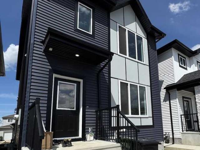 House for rent in Fort Saskatchewan, Alberta