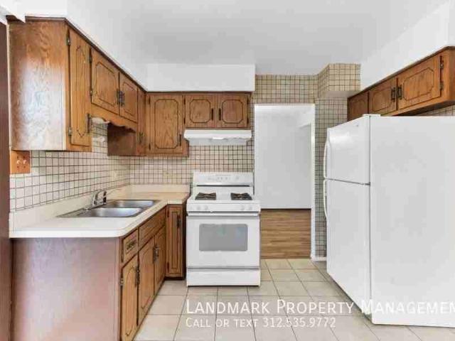 House for rent in Country Club Hills, Illinois