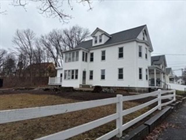 House for rent in Chelmsford, Massachusetts