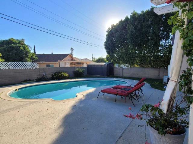 House for rent in Canoga Park, California
