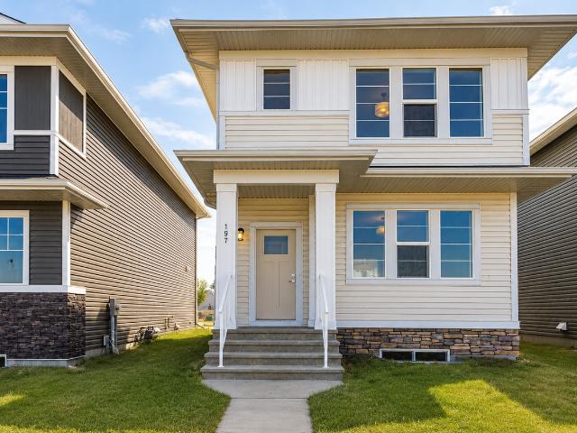 House for rent in Chestermere, Alberta