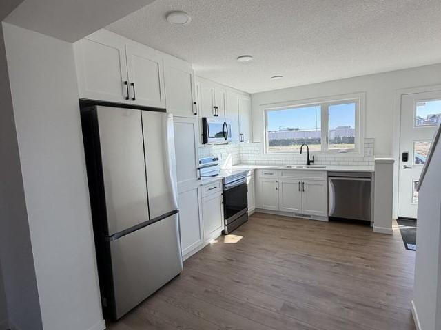 House for rent in Wedgewood, Alberta