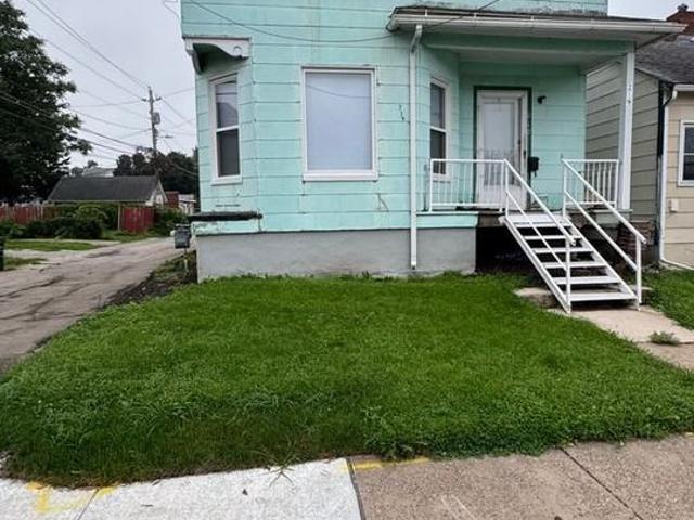 House for rent in Indian Hills, Davenport