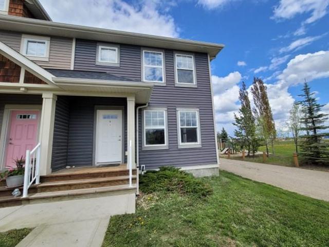 House for rent in Sylvan Lake, Alberta