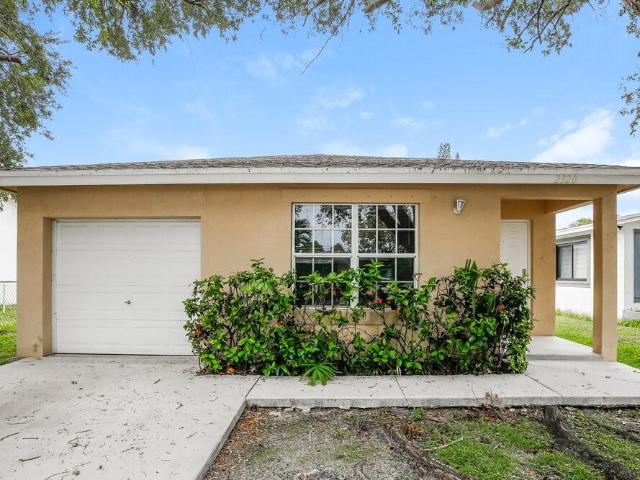 House for rent in Hollywood, Florida