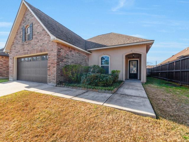 House for rent in Lafayette