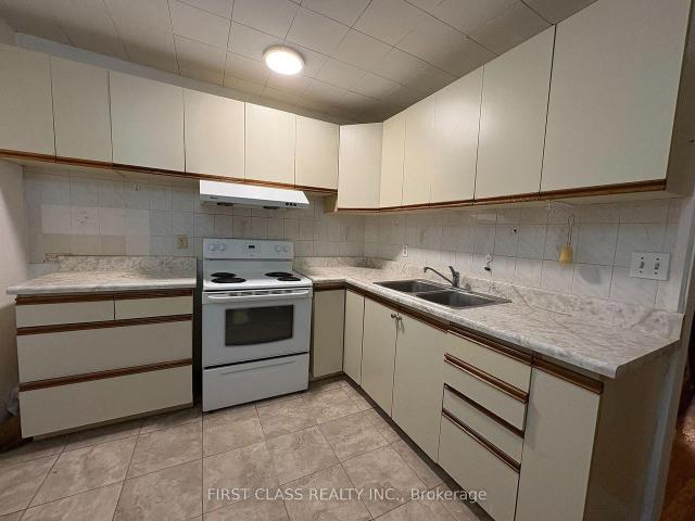House for rent in Woburn, Ontario