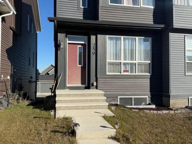 House for rent in Glacier Ridge, Calgary