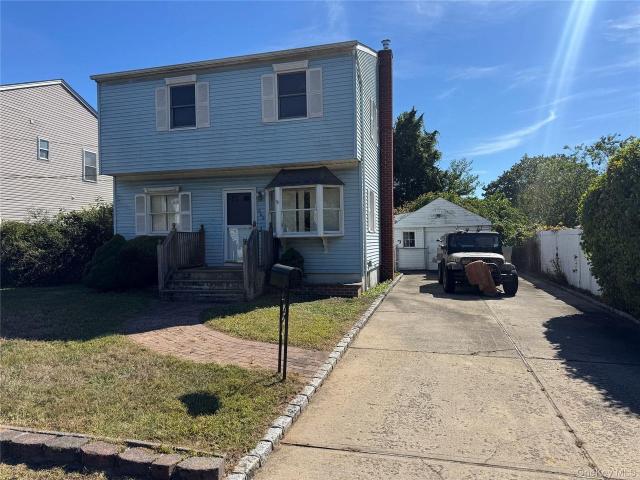 House for rent in Babylon, New York