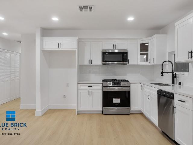 House for rent in Canoga Park, California