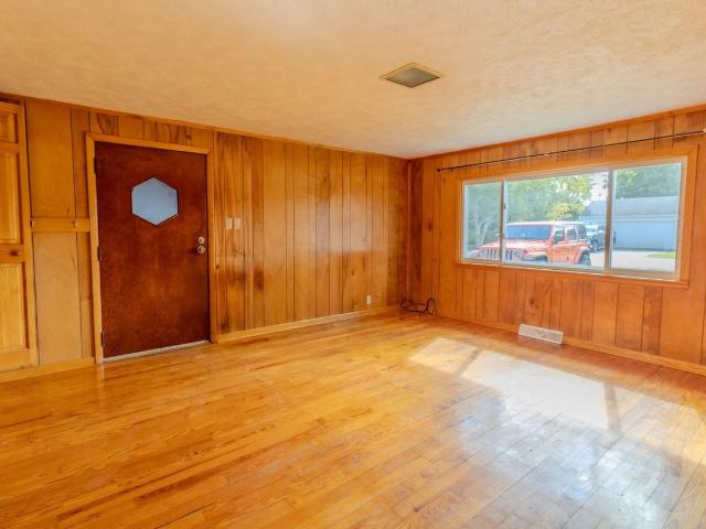 House for rent in Traverse City, Grand Traverse County