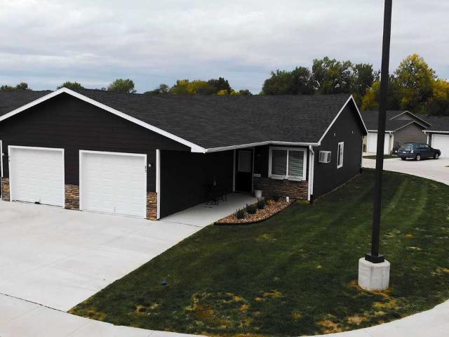 House for rent in Adel
