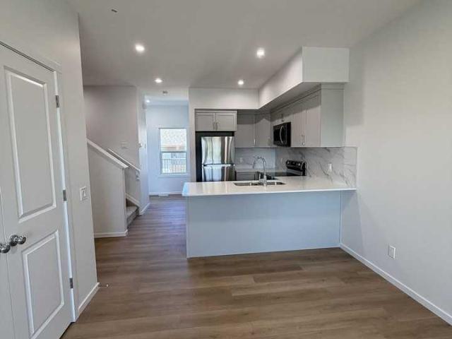 House for rent in Wedgewood, Alberta