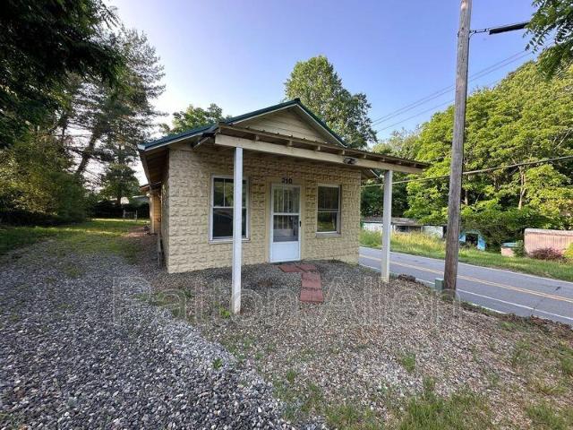 House for rent in Asheville, North Carolina