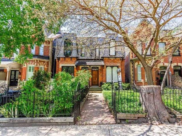 House for rent in Toronto