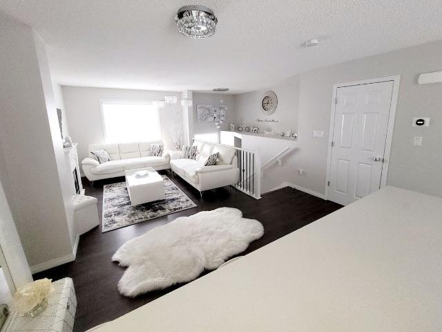 House for rent in Wedgewood, Alberta