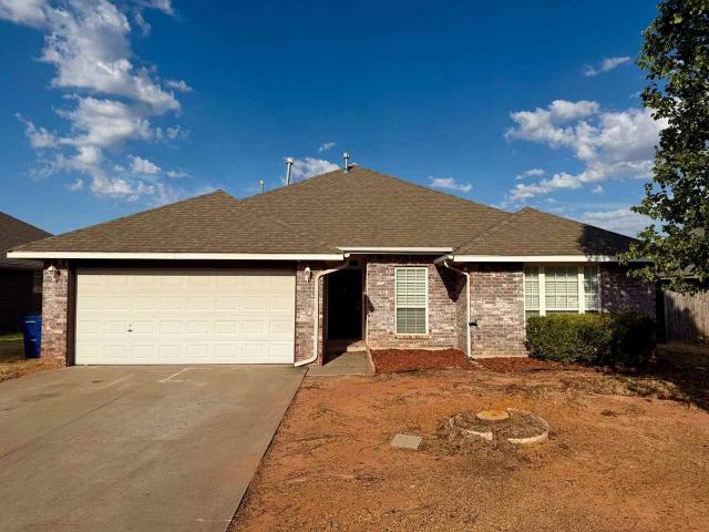 House for rent in Mustang, Canadian County