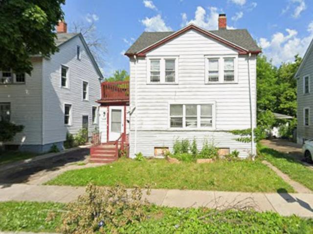 House for rent in Garden Homes, Milwaukee