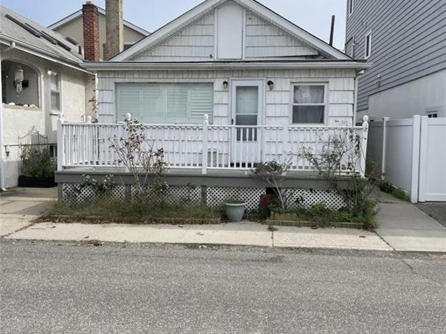 House for rent in Long Beach, New York