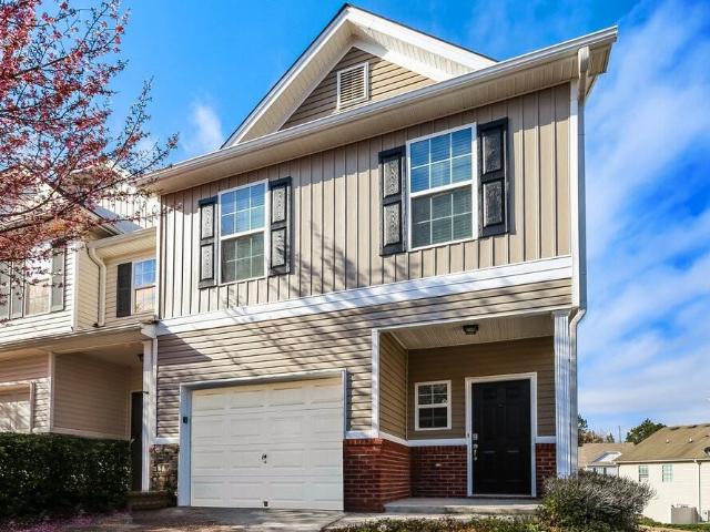 House for rent in Flowery Branch, Georgia