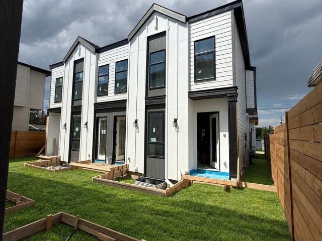 House for rent in Montgomery, Calgary