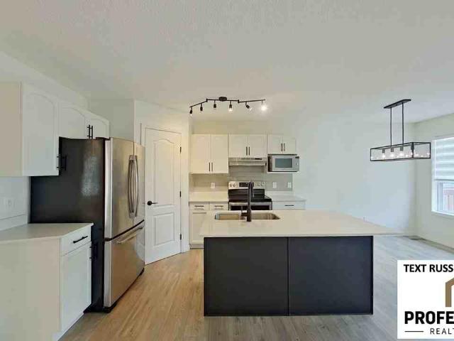 House for rent in Wedgewood, Alberta