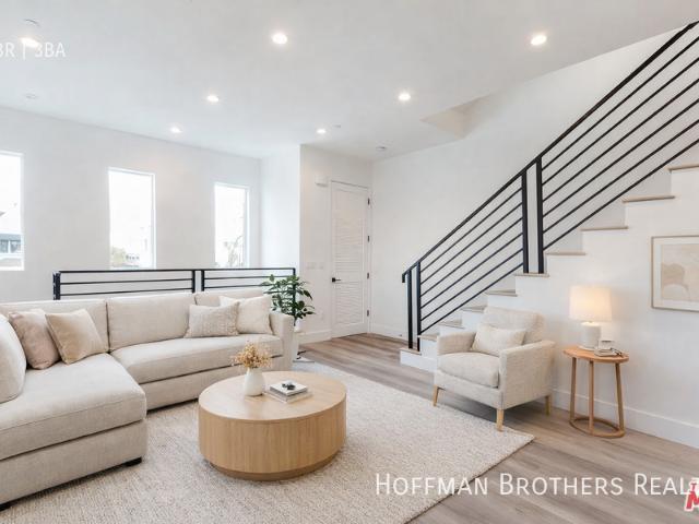 House for rent in Canoga Park, California