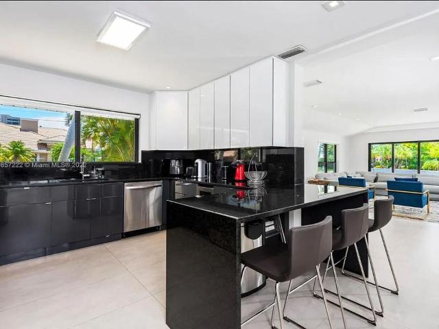 House for rent in Hallandale