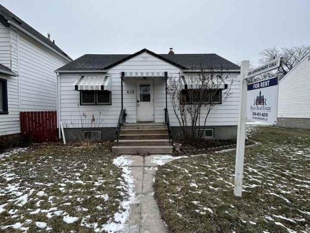 House for rent in East St. Paul, Manitoba