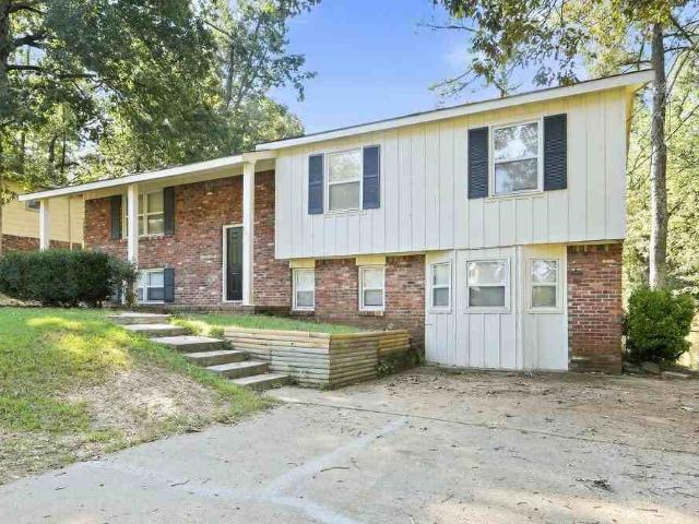 House for rent in Bridlewood Forest Estates, Center Point