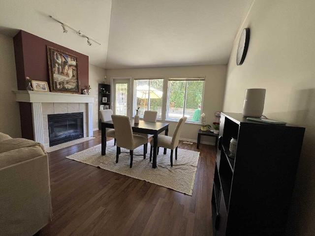 Apartment for rent in Surrey
