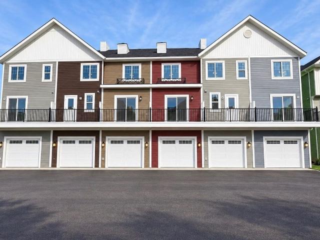 House for rent in Wedgewood, Alberta