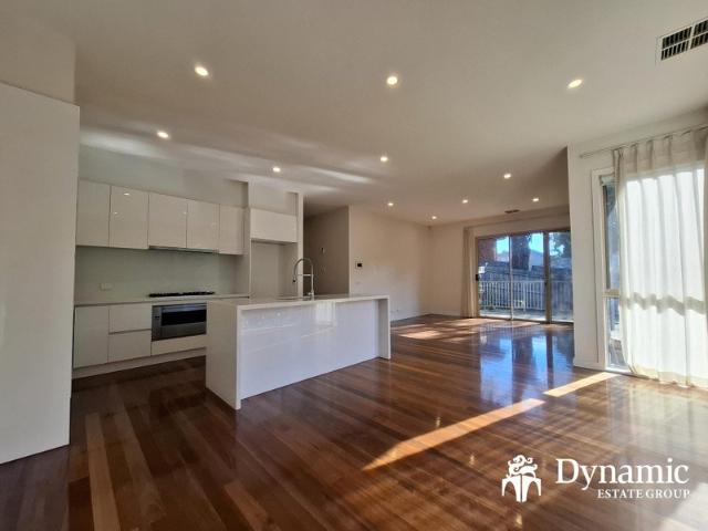 Townhouse for rent in Camerons Creek, Victoria
