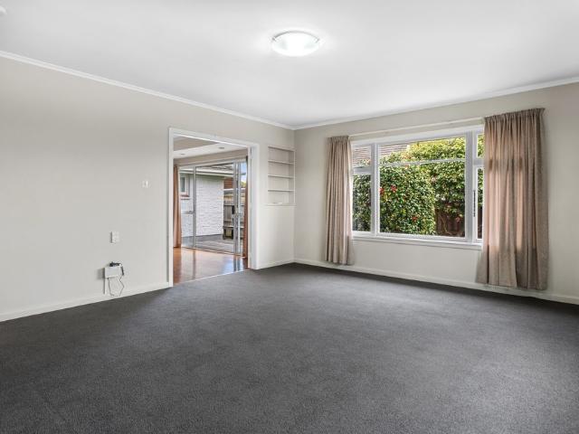 House for rent in Chaslands, Canterbury