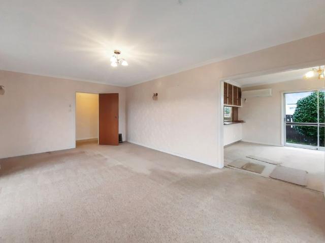 House for rent in Chaslands, Canterbury