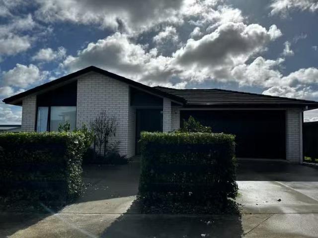 House for rent in Awhitu