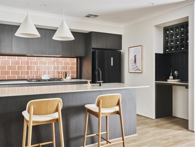 Cottage for sale in Mandogalup, Western Australia
