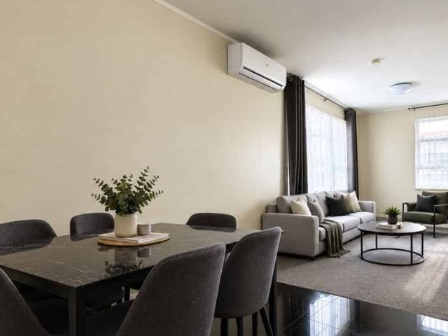 Apartment for rent in Point Chevalier, Albert-Eden