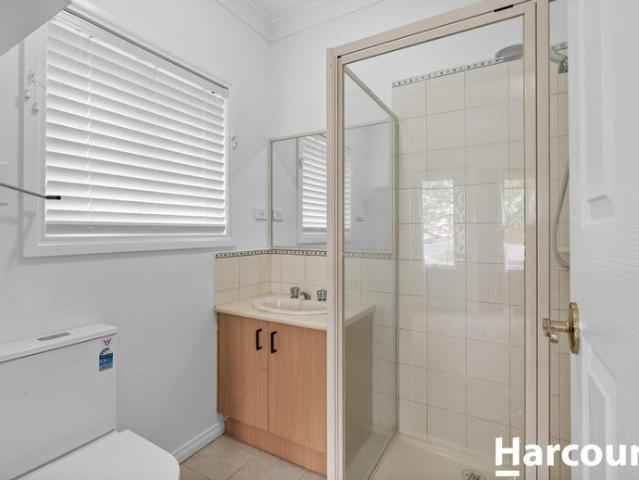 House for rent in Dunraven Heights, Melbourne